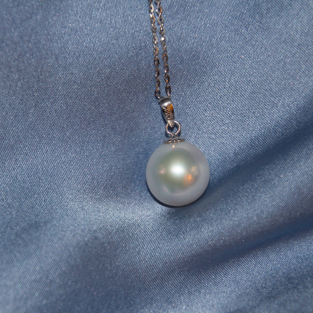 18K Gold 10-13mm White Freshwater Pearl Pendant Necklace in AAAA Quality  YongStrio 2001FW